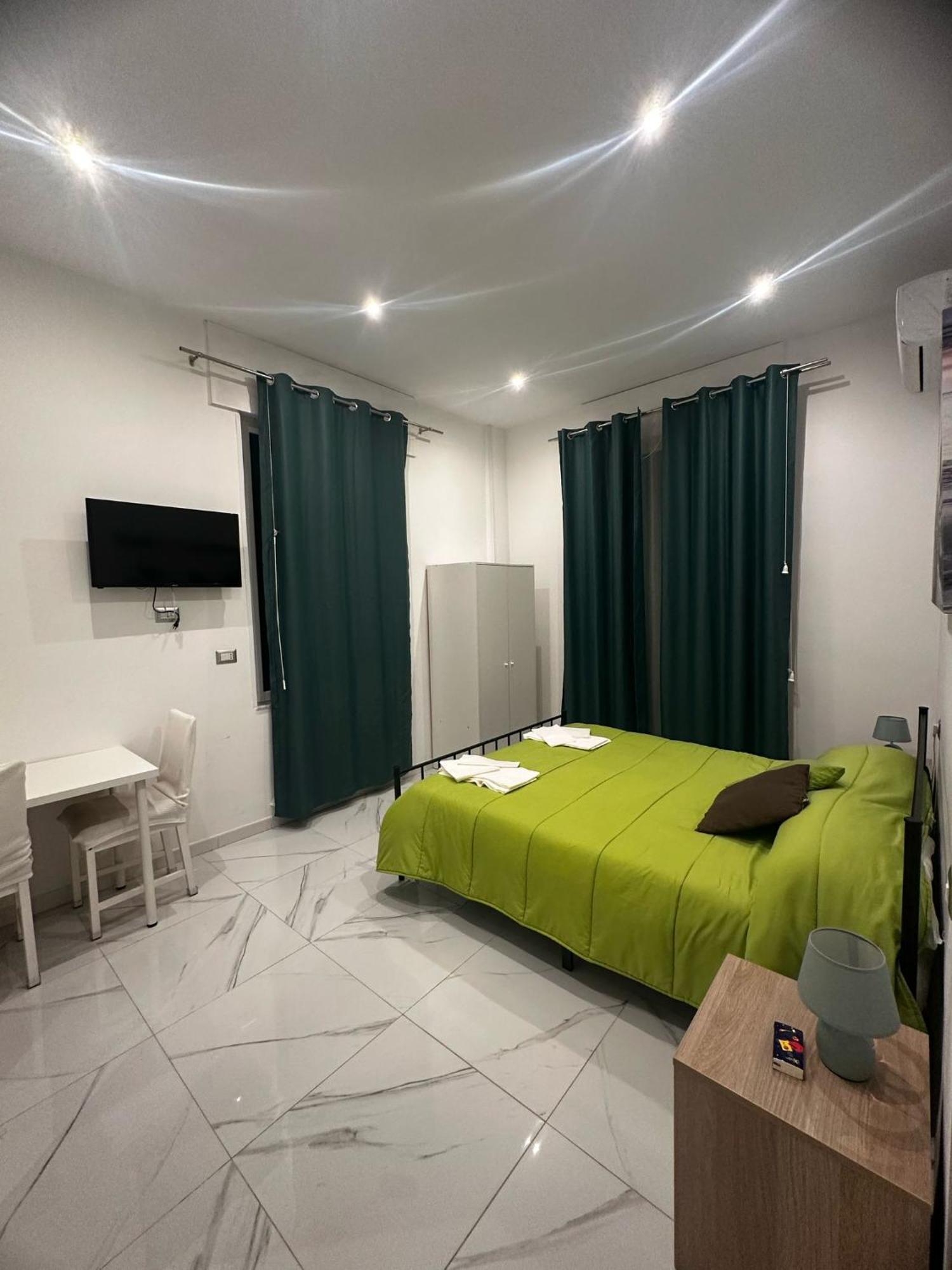M2 Apartment Neapol Zewnętrze zdjęcie